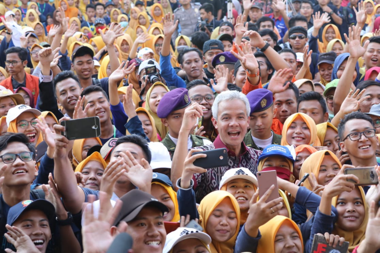 Mahasiswa Tidak Boleh Berpikir 