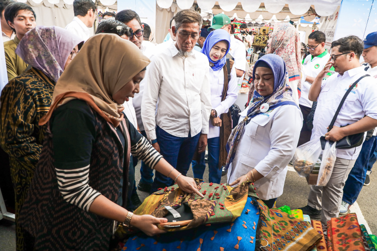Tak Sekadar Pameran, Gelar Produk Koperasi Jateng & UMKM Jadi Wadah Bangun Jejaring Usaha